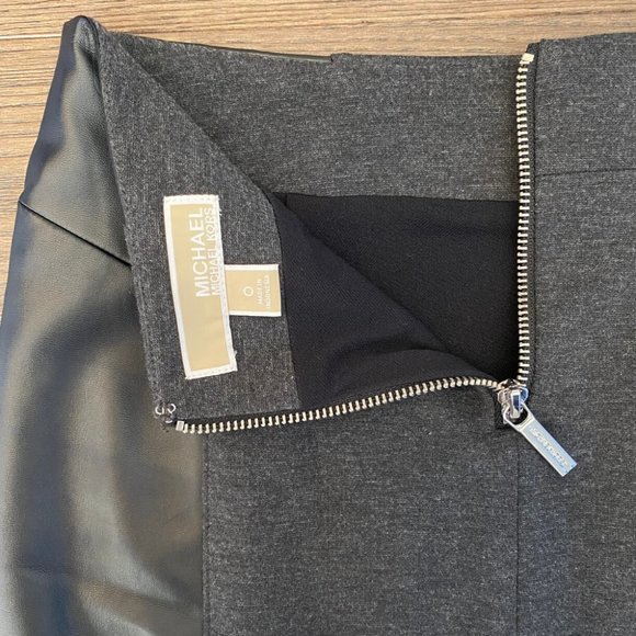 MICHAEL Michael Kors Pencil Skirt - Picture 7 of 8